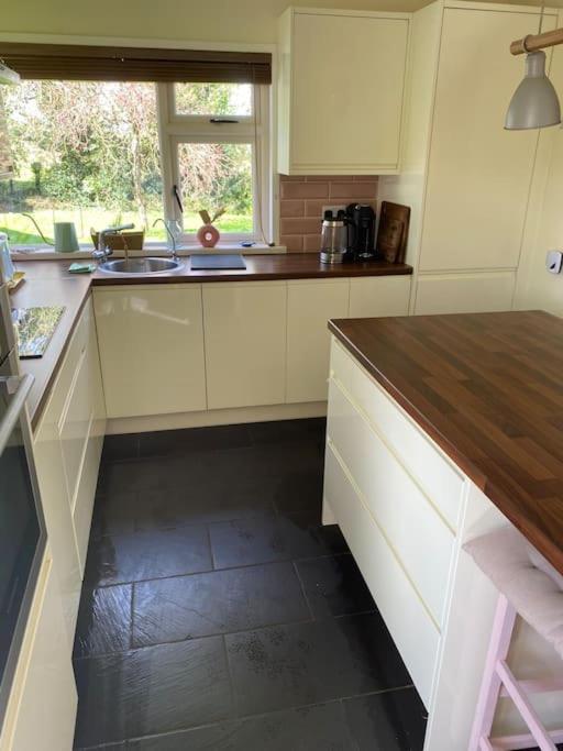 The Lodge-Cozy And Serene Home Cavan Bagian luar foto