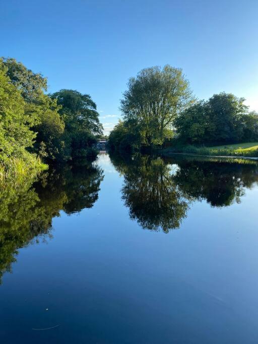 The Lodge-Cozy And Serene Home Cavan Bagian luar foto